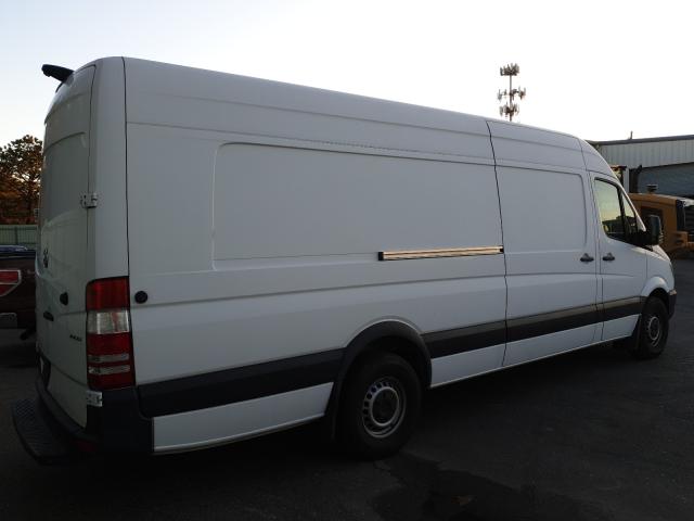 Photo 3 VIN: WD3PE8CD8HP406294 - MERCEDES-BENZ SPRINTER 2 