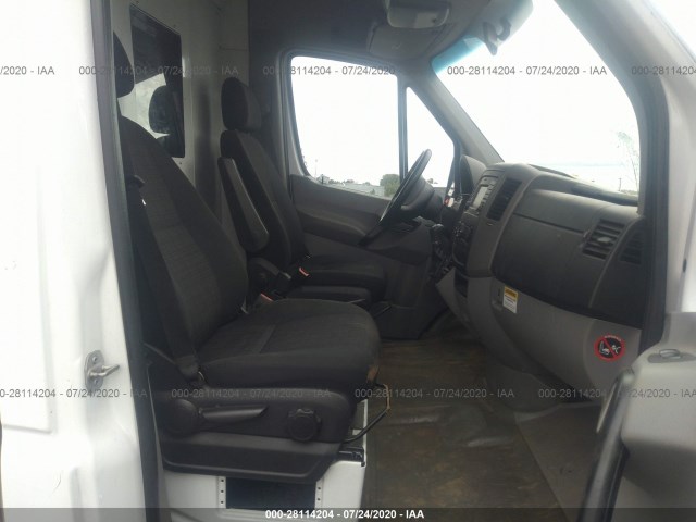 Photo 4 VIN: WD3PE8DC5E5919242 - MERCEDES-BENZ SPRINTER CARGO VANS 