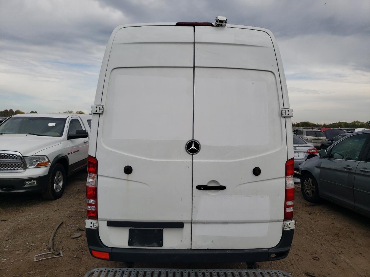 Photo 5 VIN: WD3PE8DE2E5820525 - MERCEDES-BENZ SPRINTER 