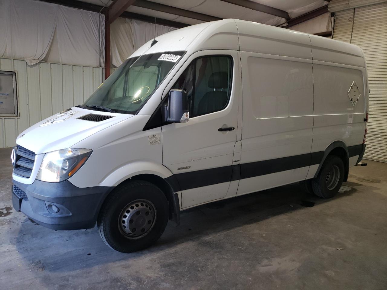 Photo 0 VIN: WD3PF0CC0FP124427 - MERCEDES-BENZ SPRINTER 