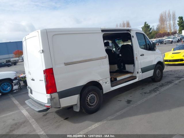 Photo 3 VIN: WD3PF0CD0KT007361 - MERCEDES-BENZ SPRINTER CARGO VAN 