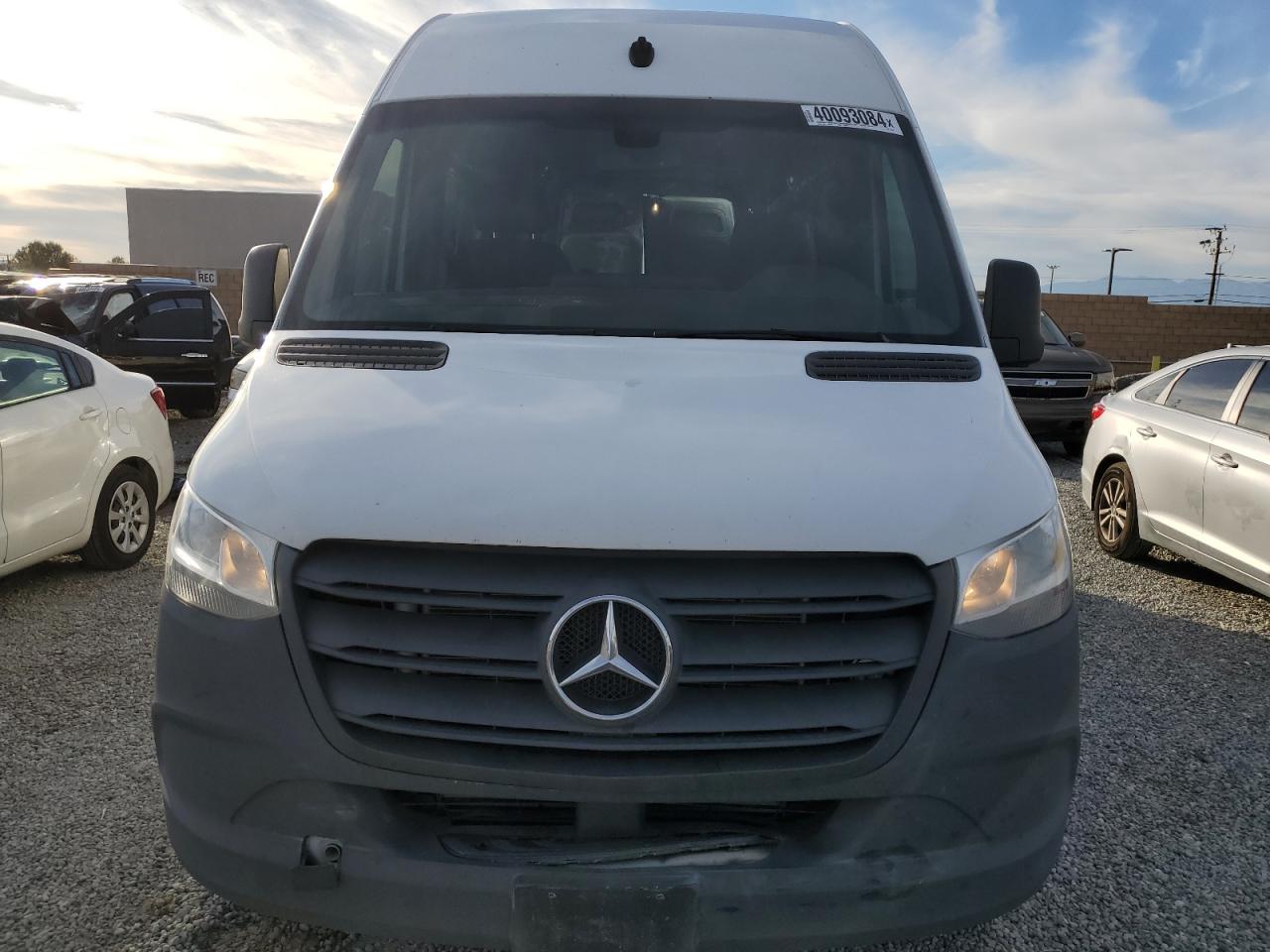 Photo 4 VIN: WD3PF1ED0KT015124 - MERCEDES-BENZ SPRINTER 