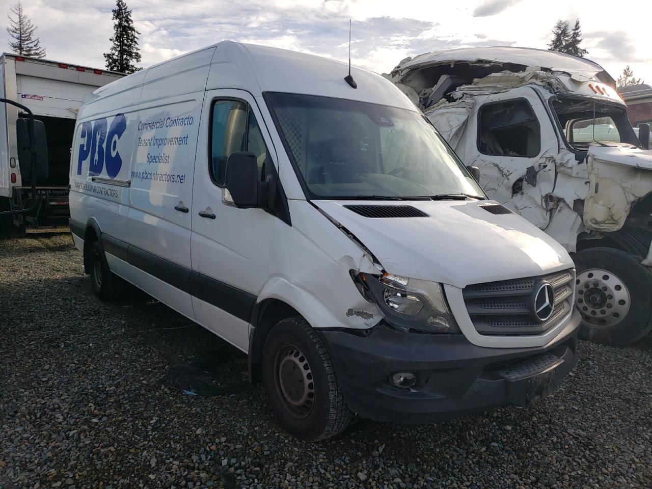 Photo 3 VIN: WD3PF4CC1JP645687 - MERCEDES-BENZ SPRINTER 