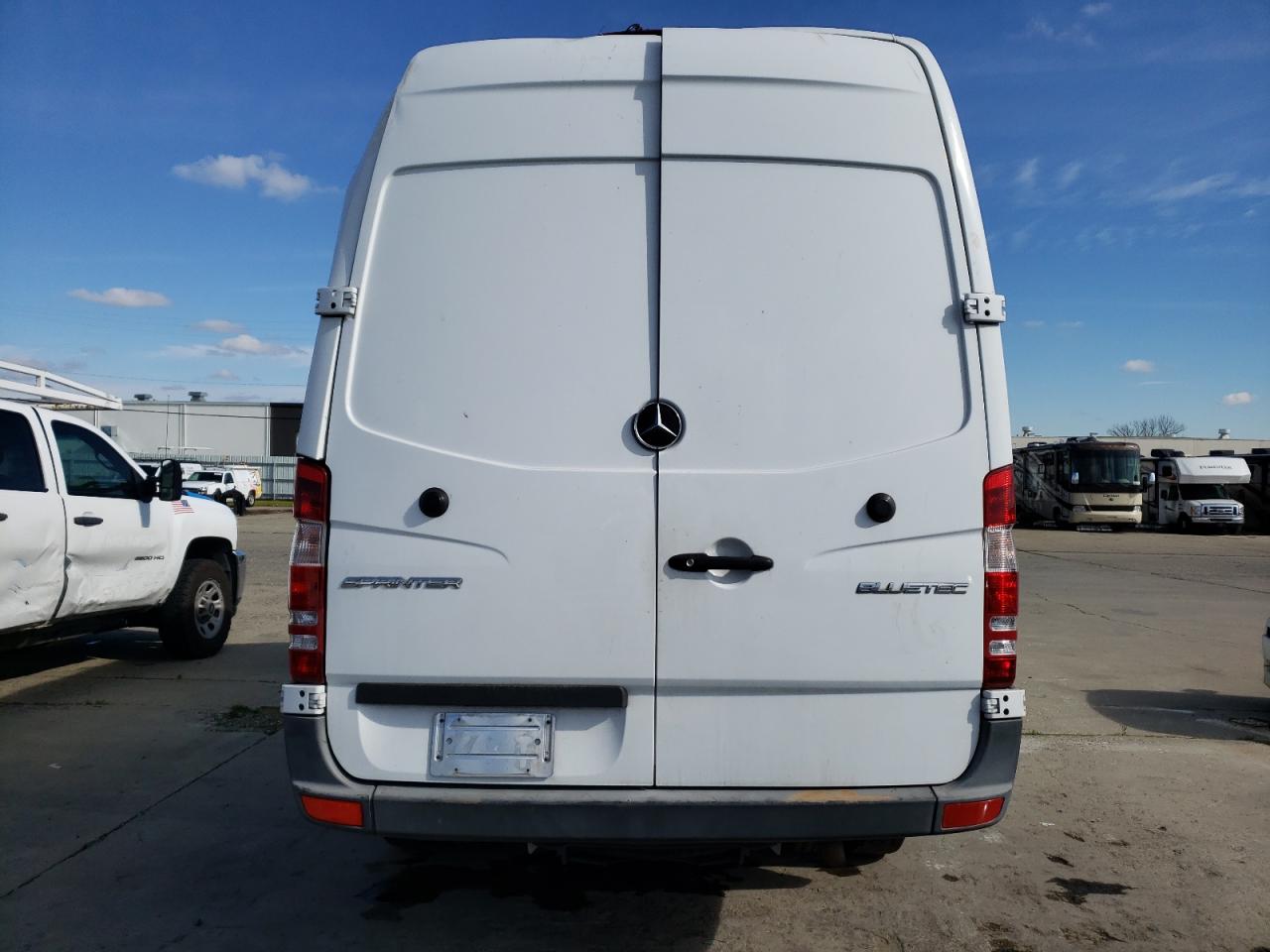 Photo 5 VIN: WD3PF4CC6E5926689 - MERCEDES-BENZ SPRINTER 