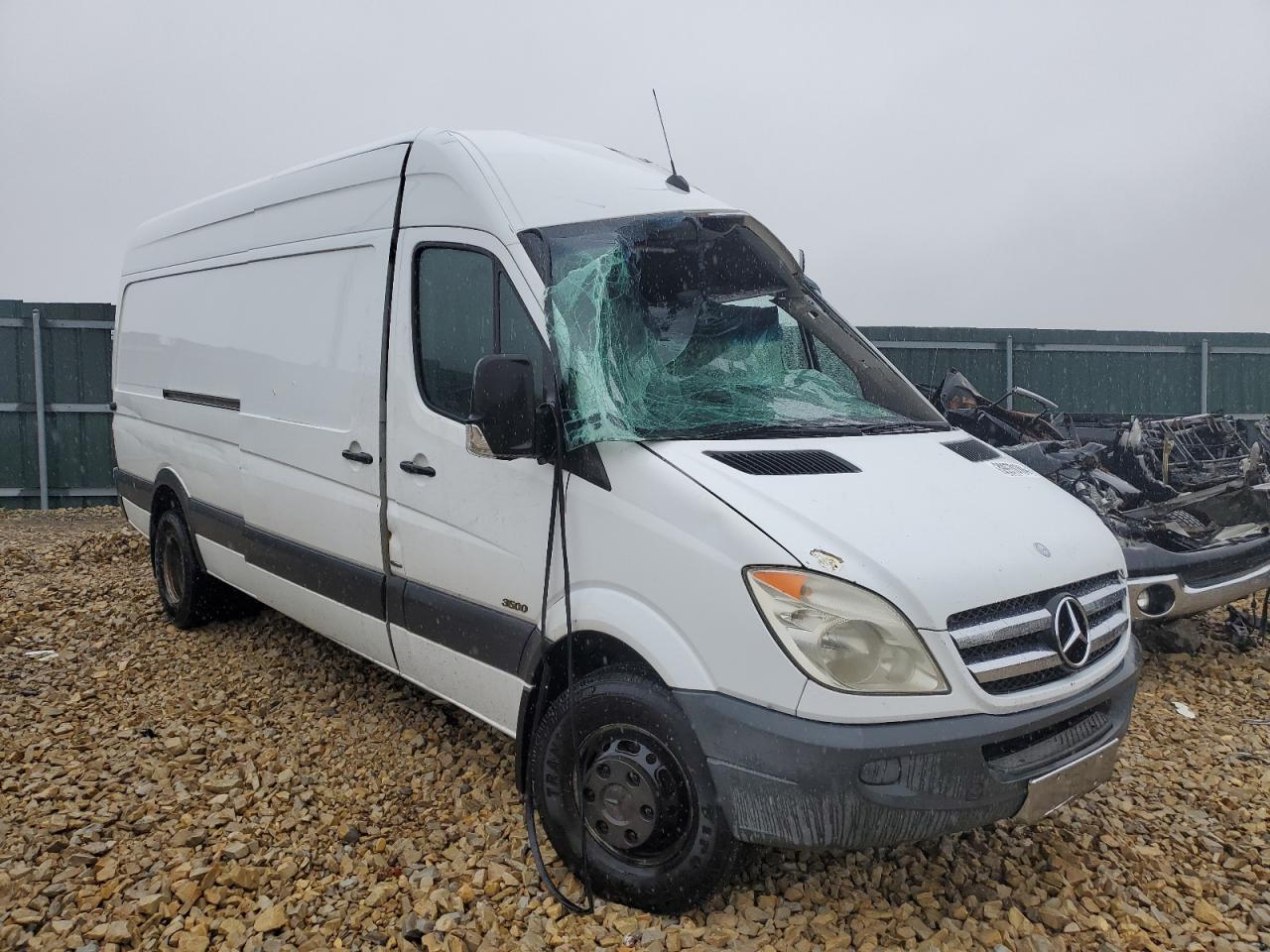 Photo 3 VIN: WD3PF4CC8A5495556 - MERCEDES-BENZ SPRINTER 