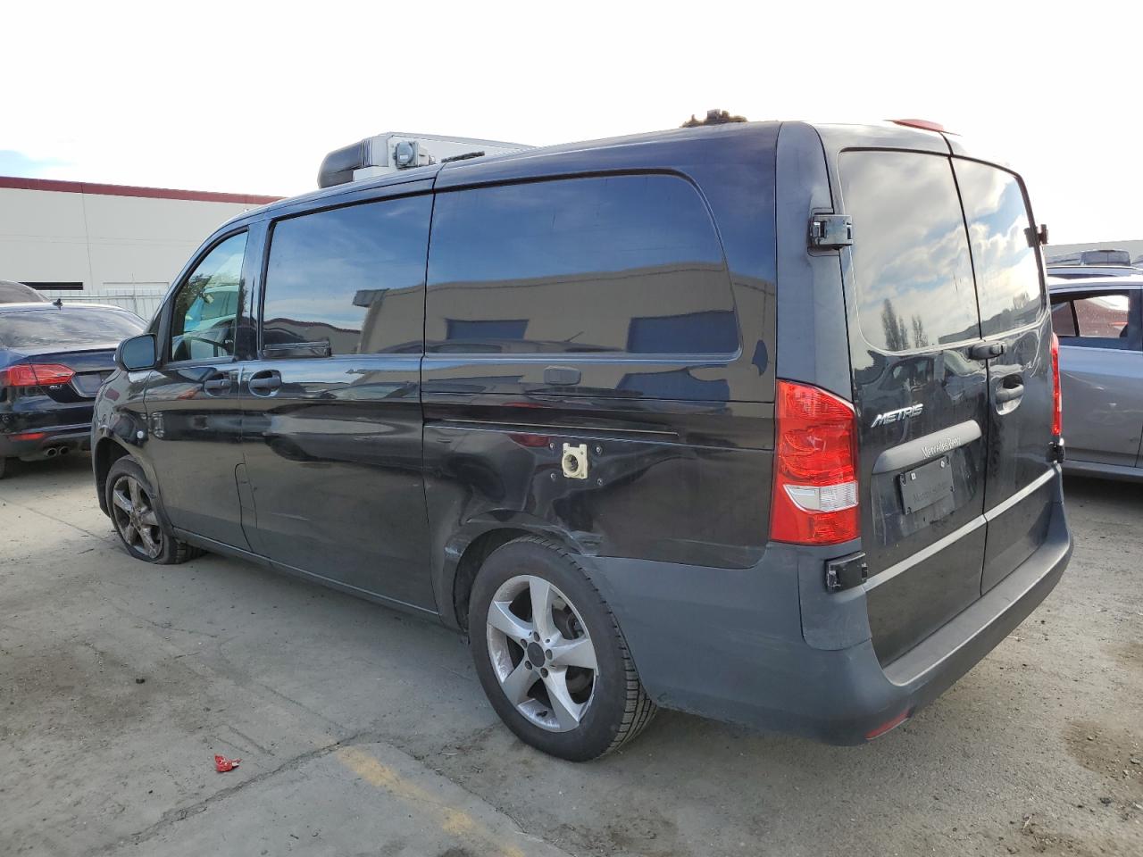 Photo 1 VIN: WD3PG2EA3J3443129 - MERCEDES-BENZ METRIS 