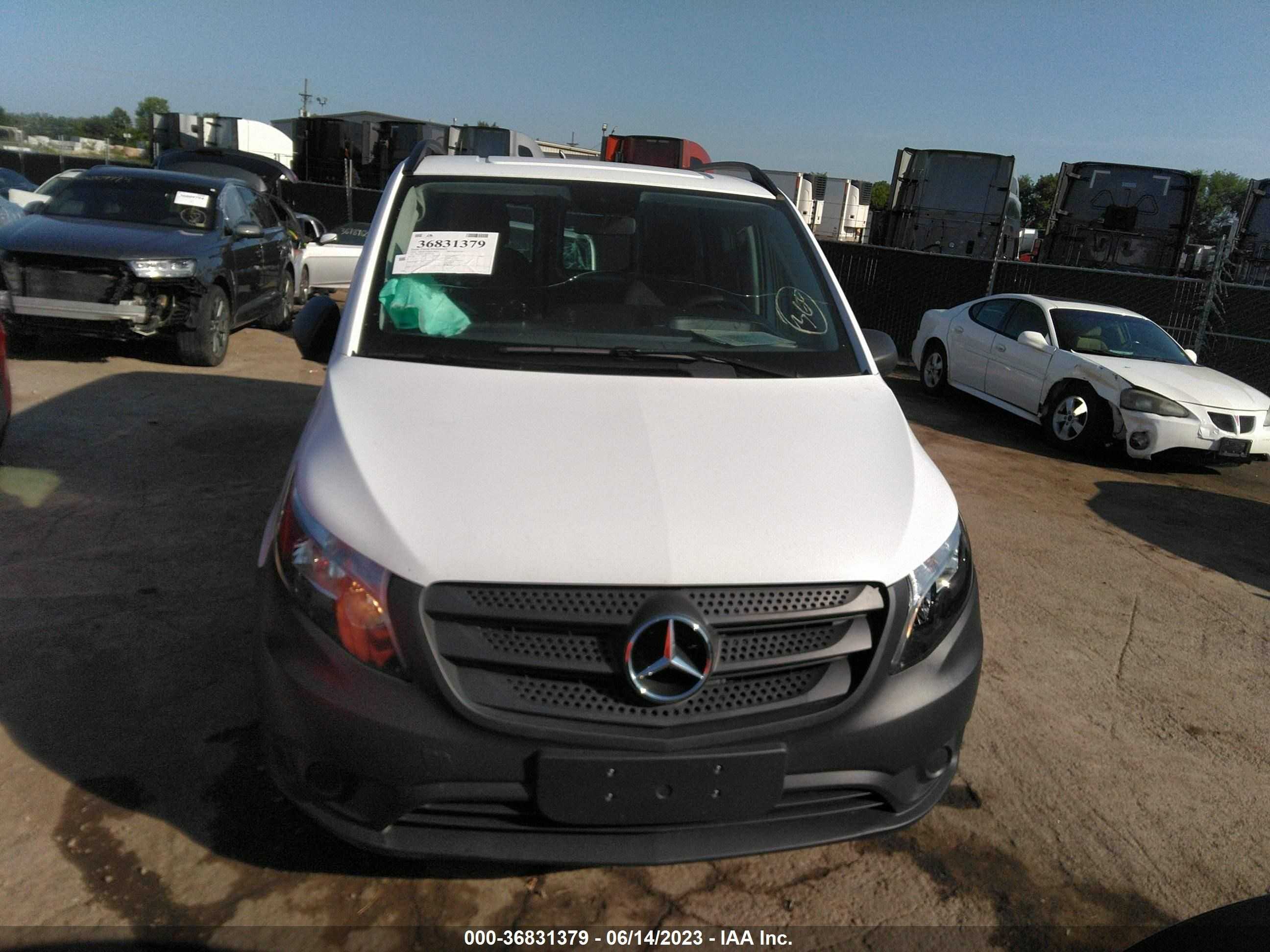 Photo 5 VIN: WD3PG2EA6J3444288 - MERCEDES-BENZ NULL 