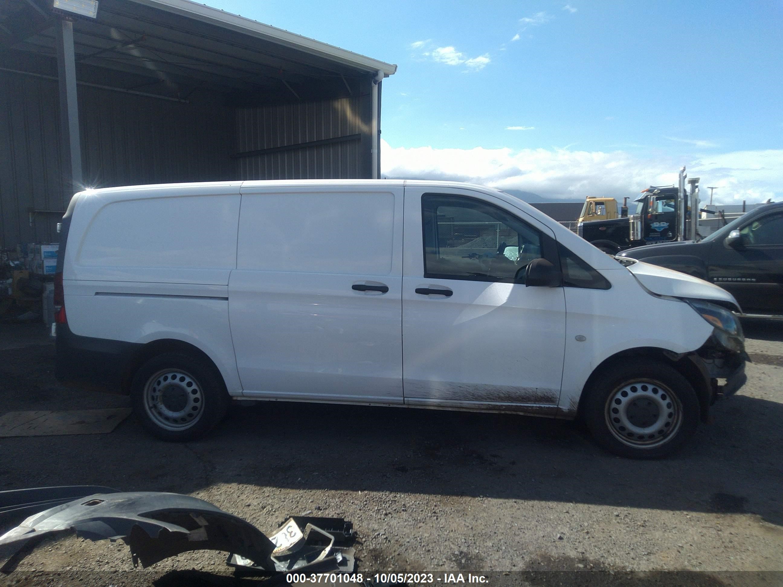 Photo 13 VIN: WD3PG2EA8H3239761 - MERCEDES-BENZ METRIS CARGO VAN 