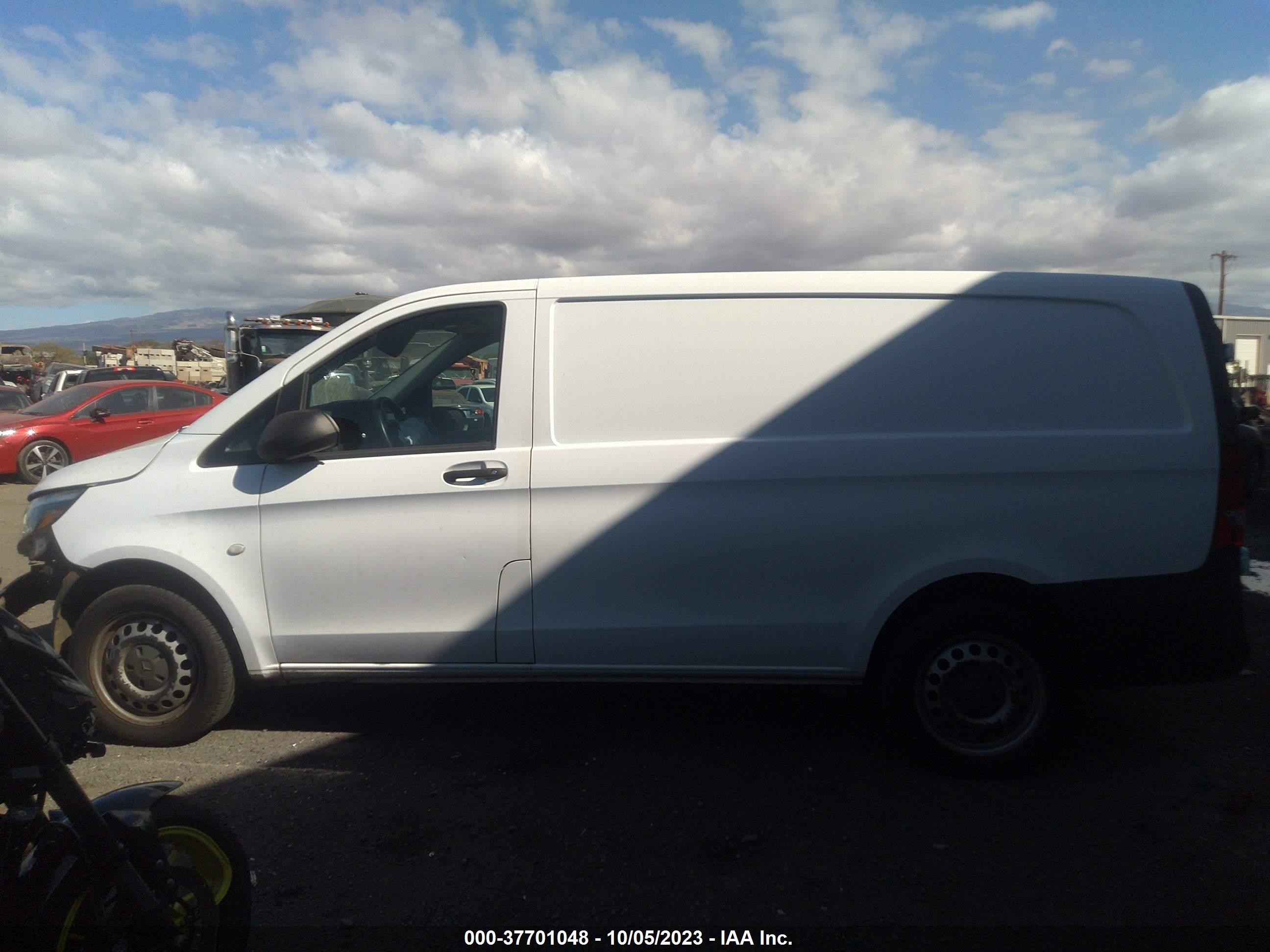 Photo 14 VIN: WD3PG2EA8H3239761 - MERCEDES-BENZ METRIS CARGO VAN 