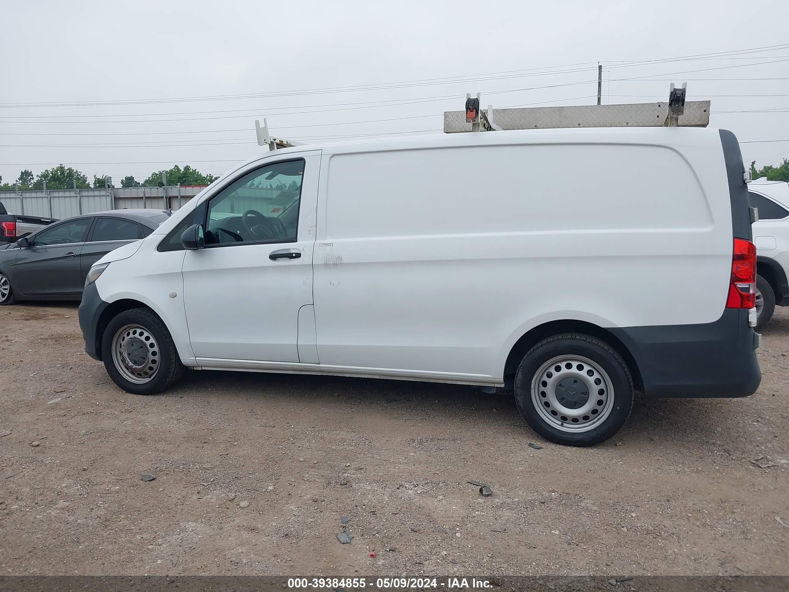 Photo 13 VIN: WD3PG2EAXJ3389554 - MERCEDES-BENZ METRIS 