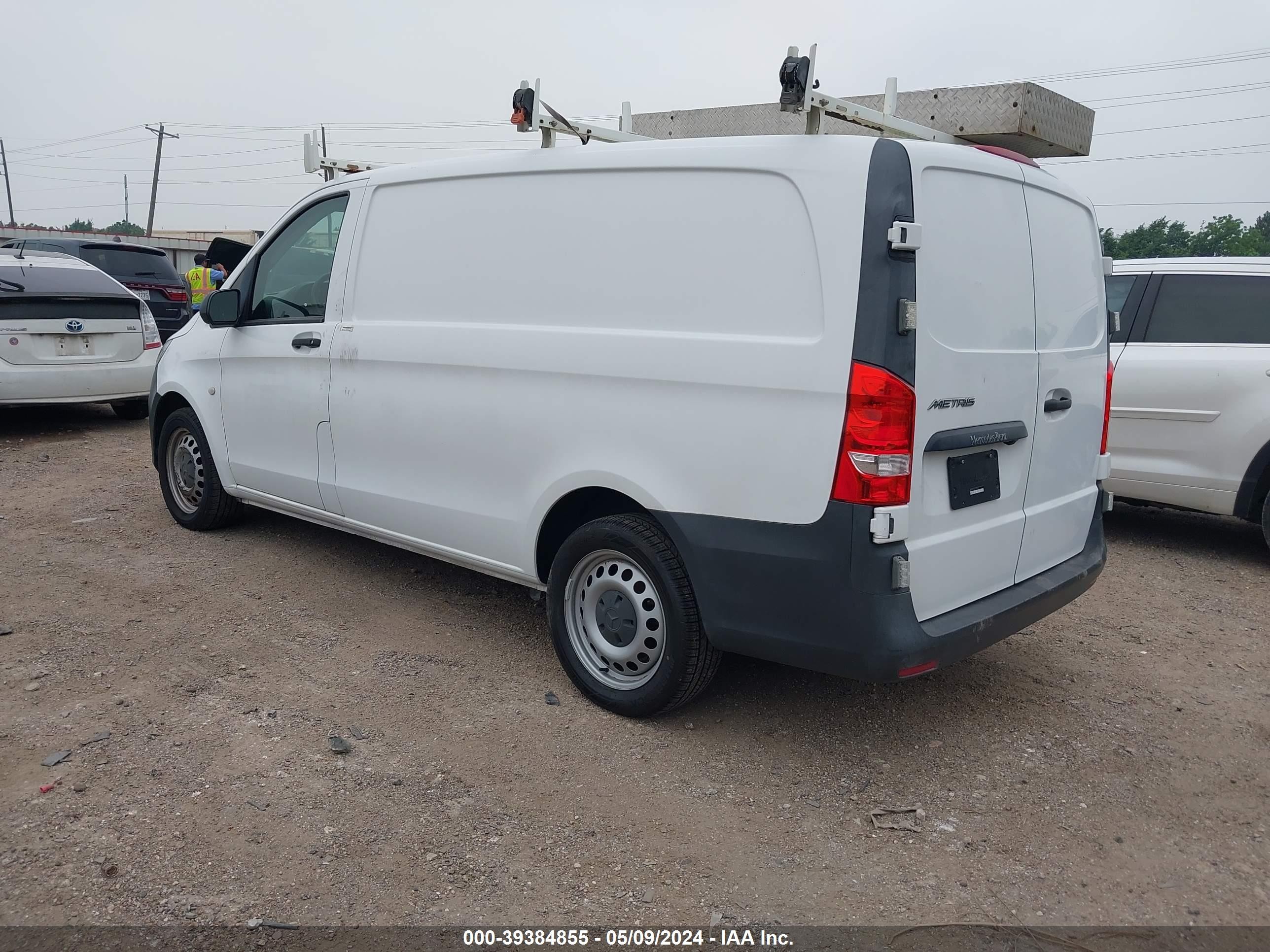 Photo 2 VIN: WD3PG2EAXJ3389554 - MERCEDES-BENZ METRIS 