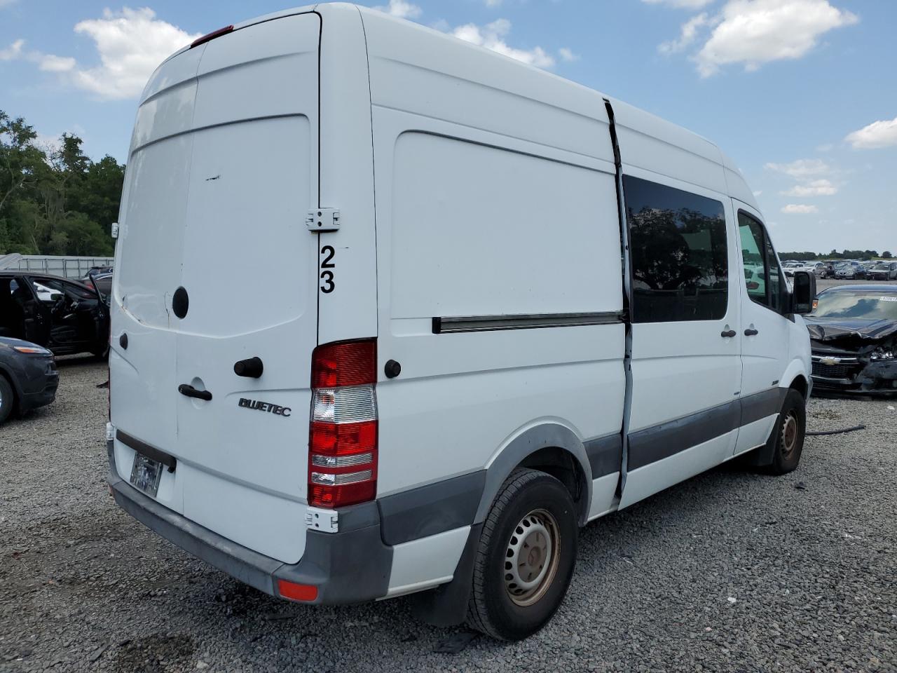 Photo 2 VIN: WD4PE7CC1B5543304 - MERCEDES-BENZ SPRINTER 