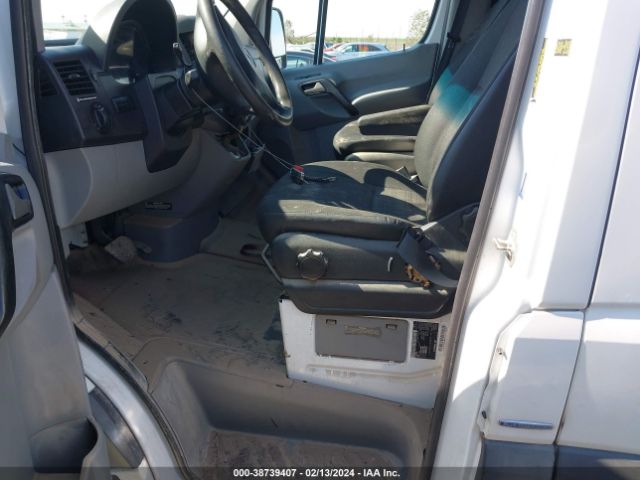 Photo 5 VIN: WD4PE8CC3E5897917 - MERCEDES-BENZ SPRINTER 2500 