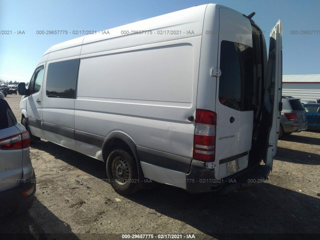 Photo 2 VIN: WD4PE8DC2E5908257 - MERCEDES-BENZ SPRINTER CREW VANS 