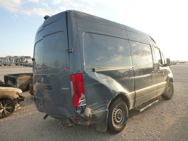 Photo 3 VIN: WD4PF0CD3KP078820 - MERCEDES-BENZ SPRINTER 2 