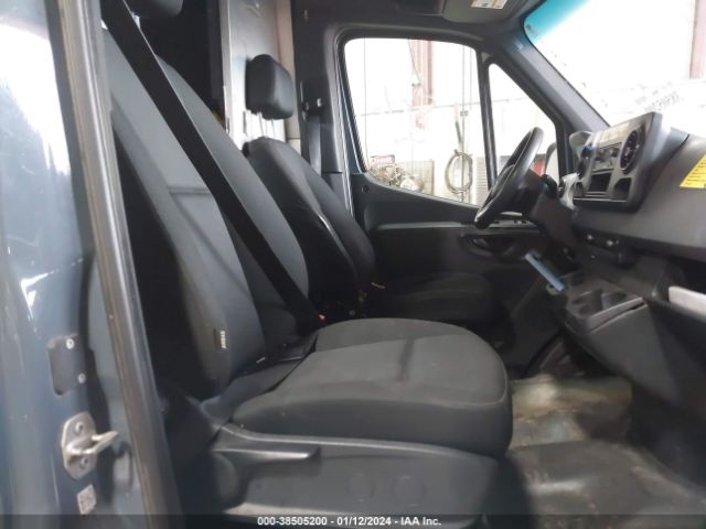 Photo 4 VIN: WD4PF1CD2KP149365 - MERCEDES-BENZ SPRINTER 2500 