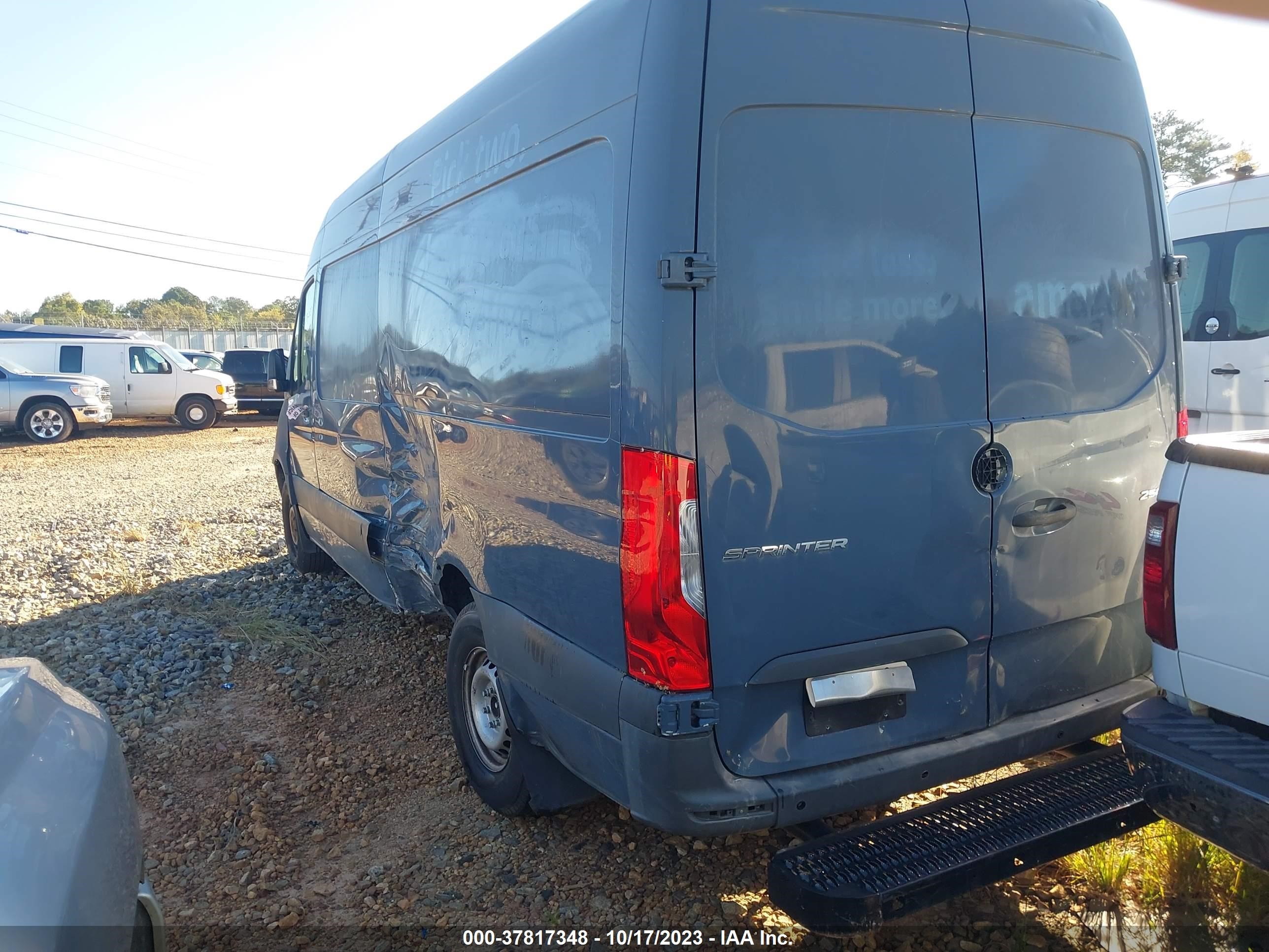 Photo 2 VIN: WD4PF1CD3KP113720 - MERCEDES-BENZ SPRINTER 