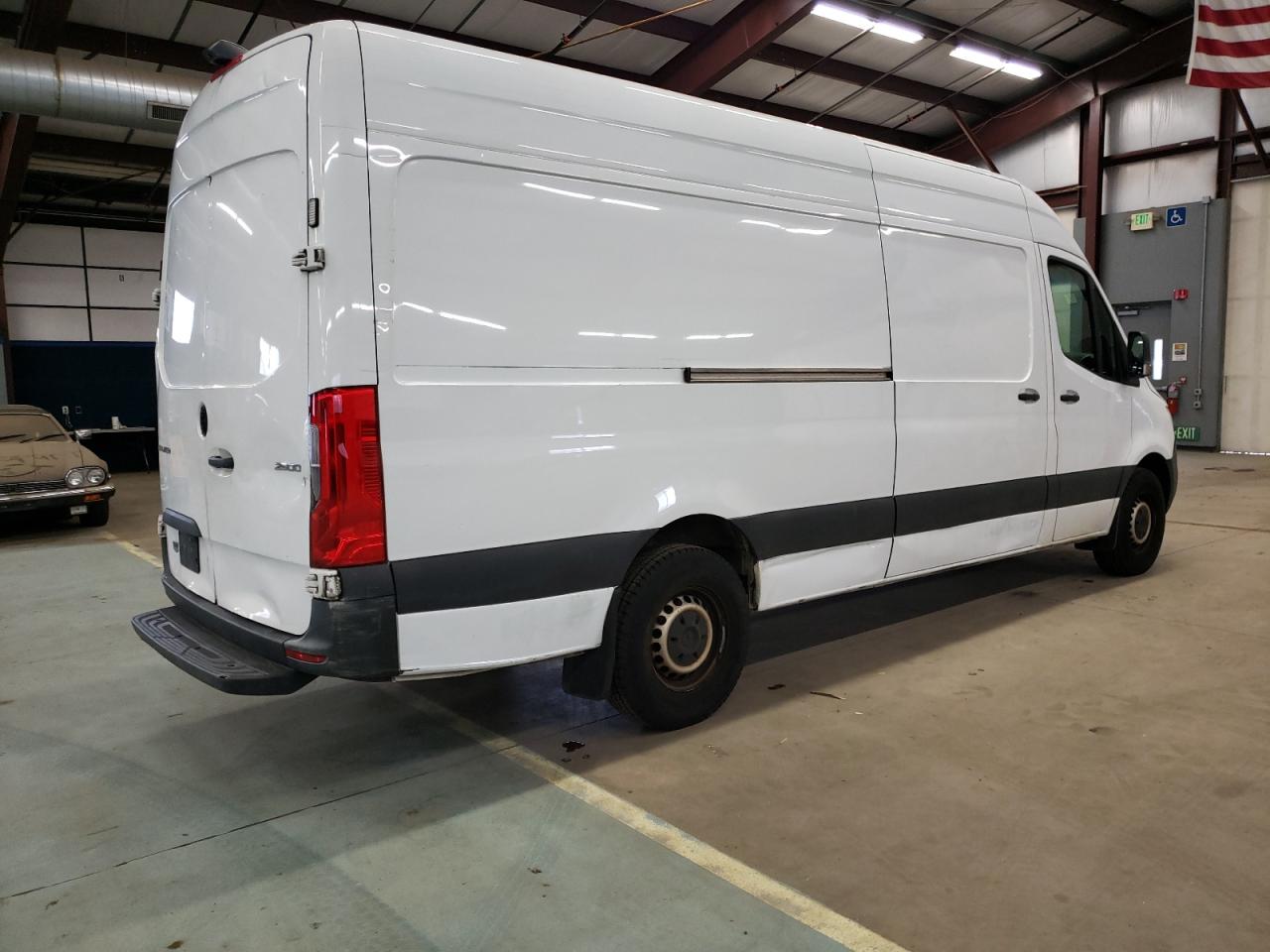 Photo 2 VIN: WD4PF1CD4KP072143 - MERCEDES-BENZ SPRINTER 