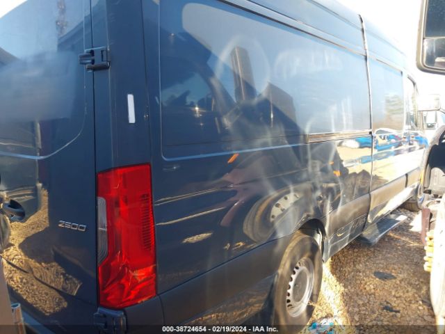 Photo 3 VIN: WD4PF1CD7KP152682 - MERCEDES-BENZ SPRINTER 2500 