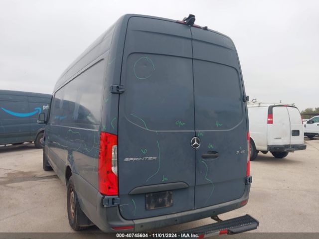 Photo 2 VIN: WD4PF1CD8KP127421 - MERCEDES-BENZ SPRINTER 