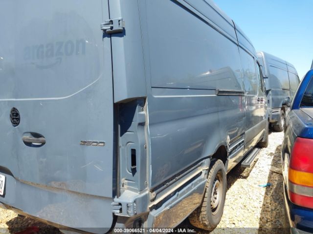 Photo 3 VIN: WD4PF1CD9KP138654 - MERCEDES-BENZ SPRINTER 2500 