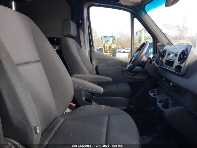 Photo 4 VIN: WD4PF1CD9KP169712 - MERCEDES-BENZ SPRINTER 