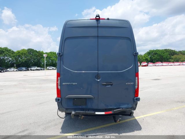 Photo 5 VIN: WD4PF1CDXKP152238 - MERCEDES-BENZ SPRINTER 2500 