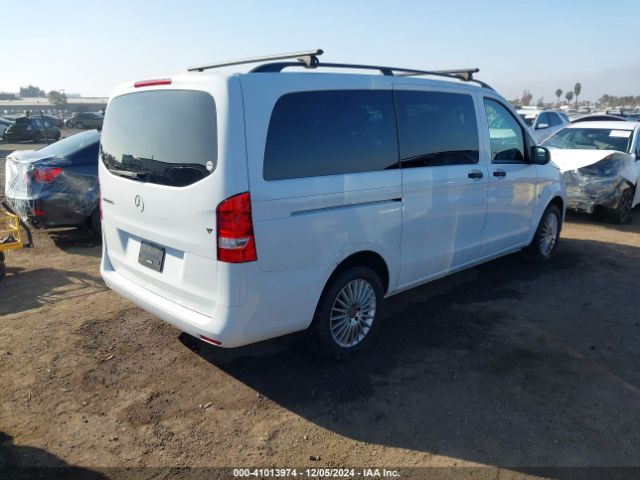 Photo 3 VIN: WD4PG2EE1J3372429 - MERCEDES-BENZ METRIS 