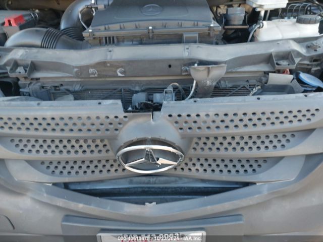 Photo 5 VIN: WD4PG2EE6K3505493 - MERCEDES-BENZ METRIS 