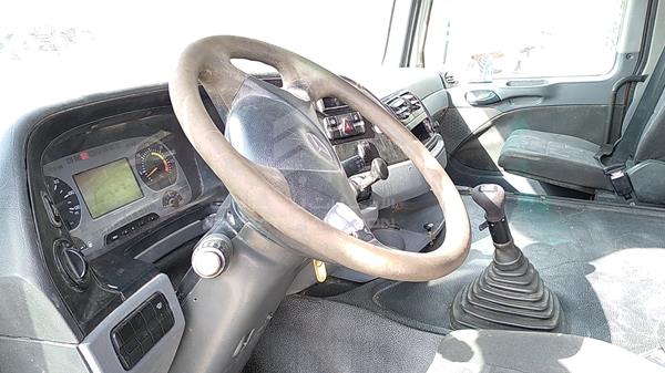 Photo 9 VIN: WDAKHCAA67L183894 - MERCEDES-BENZ ACTROS 