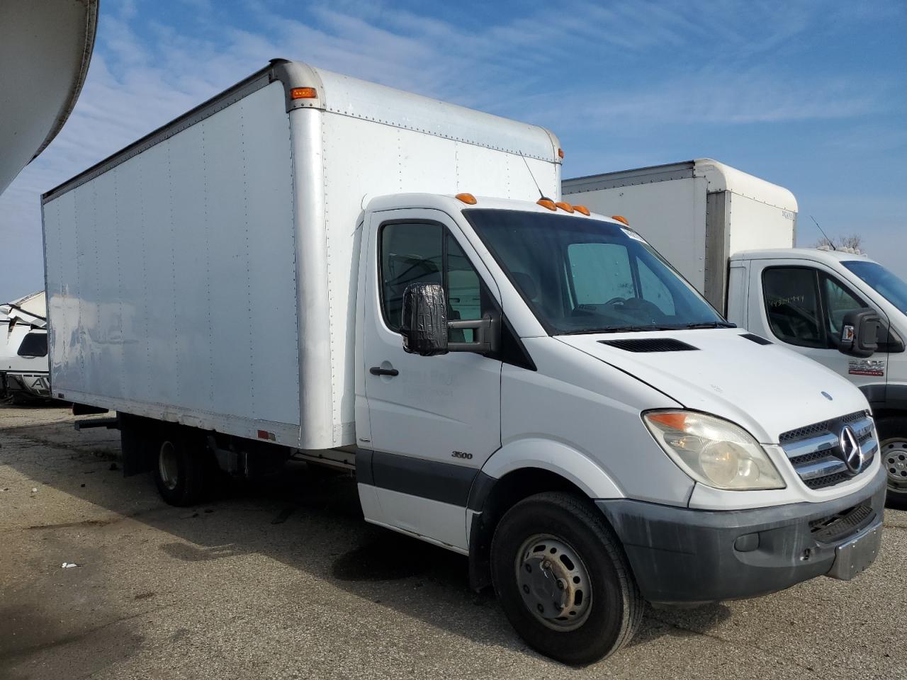 Photo 3 VIN: WDAPF4CC2B9474687 - MERCEDES-BENZ SPRINTER 