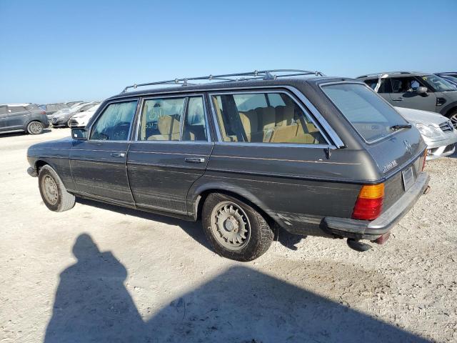 Photo 1 VIN: WDB12309312008324 - MERCEDES-BENZ 280TE 