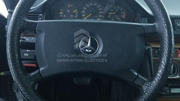 Photo 12 VIN: WDB1240221J013415 - MERCEDES-BENZ E220 