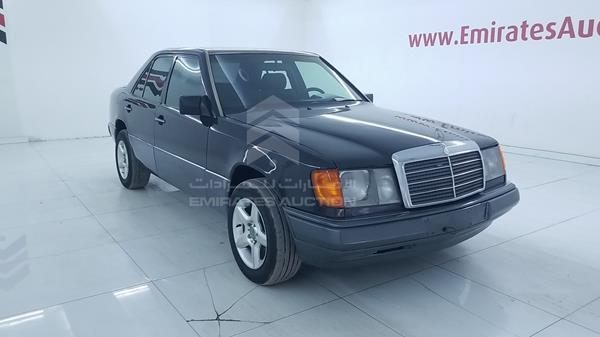 Photo 8 VIN: WDB1240221J013415 - MERCEDES-BENZ E220 