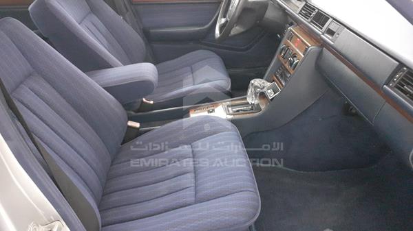 Photo 24 VIN: WDB1240231B693590 - MERCEDES-BENZ E 230 