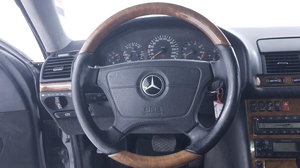 Photo 12 VIN: WDB1400701A388955 - MERCEDES-BENZ CL 500 