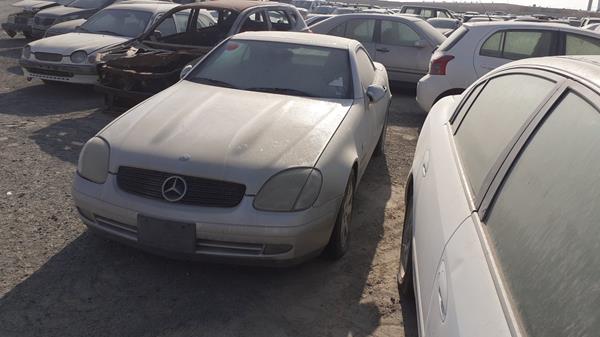 Photo 4 VIN: WDB1704471F023376 - MERCEDES-BENZ SLK230 