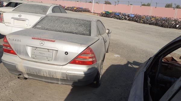 Photo 7 VIN: WDB1704471F023376 - MERCEDES-BENZ SLK230 