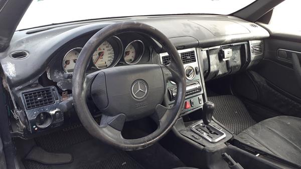 Photo 13 VIN: WDB1704471F159552 - MERCEDES-BENZ SLK230 