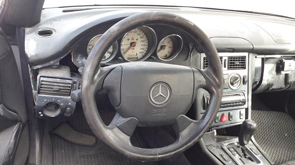 Photo 9 VIN: WDB1704471F159552 - MERCEDES-BENZ SLK230 