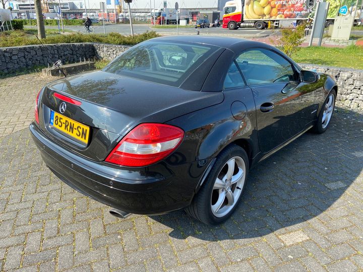 Photo 2 VIN: WDB1714421F078137 - MERCEDES-BENZ SLK-KLASSE 