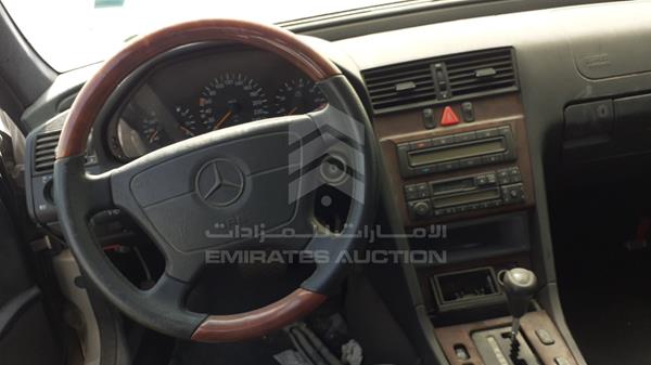 Photo 11 VIN: WDB2020201F342834 - MERCEDES-BENZ C 200 