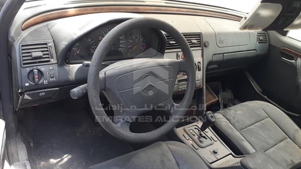 Photo 13 VIN: WDB2020201F559647 - MERCEDES-BENZ C200 