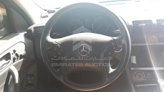 Photo 13 VIN: WDB2030401F633478 - MERCEDES C 