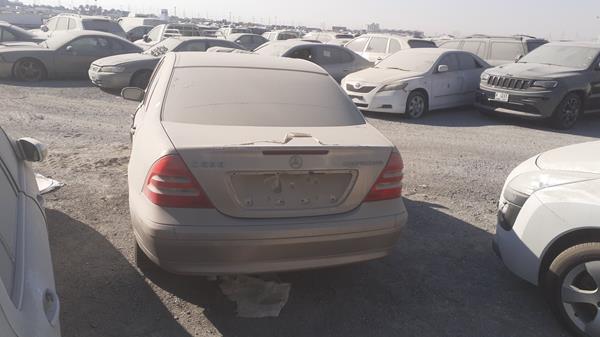 Photo 5 VIN: WDB2030421F352950 - MERCEDES-BENZ C200 