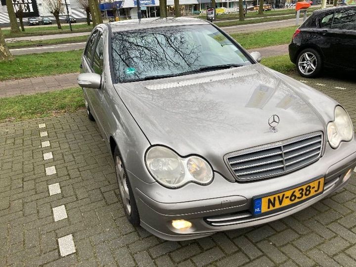 Photo 4 VIN: WDB2030421F562879 - MERCEDES-BENZ C-KLASSE 