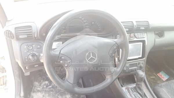 Photo 10 VIN: WDB2030451F011214 - MERCEDES-BENZ C200 