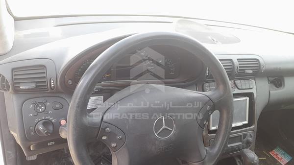 Photo 8 VIN: WDB2030451F011214 - MERCEDES-BENZ C200 