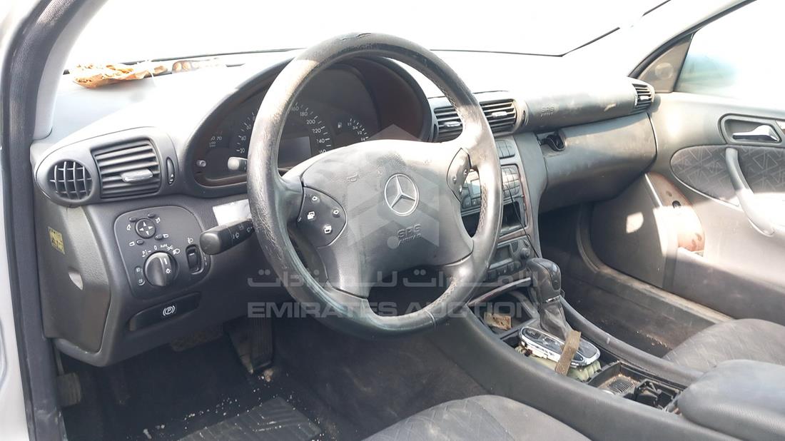 Photo 9 VIN: WDB2030451F044913 - MERCEDES C 