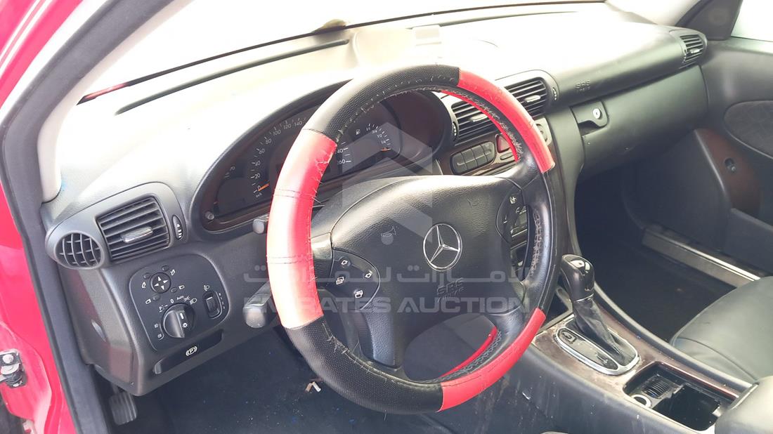 Photo 11 VIN: WDB2030611F040199 - MERCEDES C 